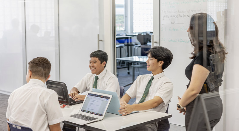 dedicated-teachers-grid-2