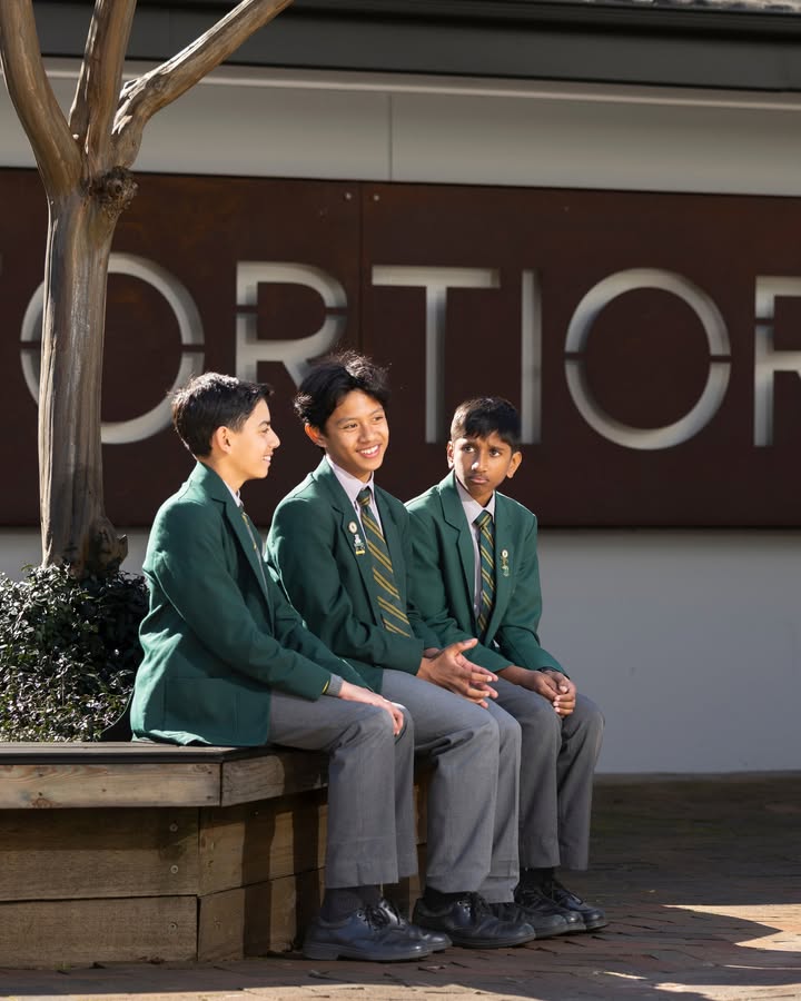122167700834798663_122217939650798663-1